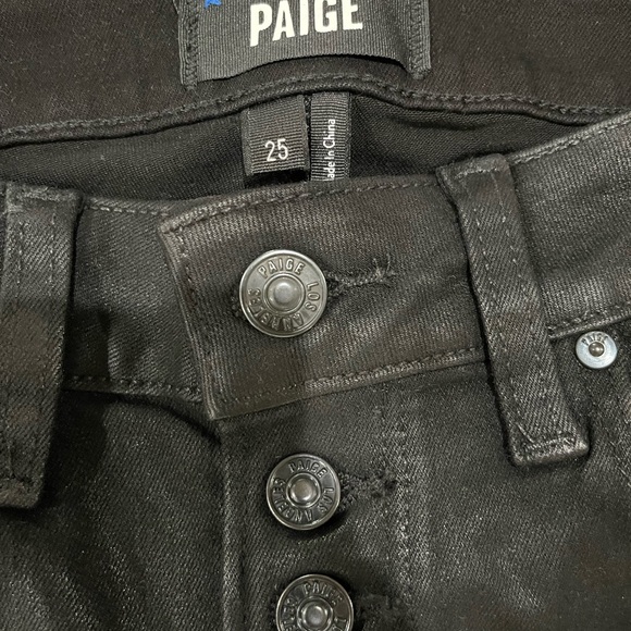 Chic Black Pants - Picture 3 of 3